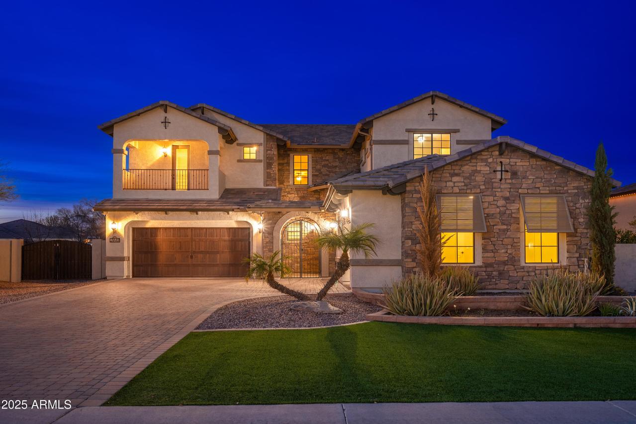 2448 E Amber Ct., Gilbert, AZ 85296