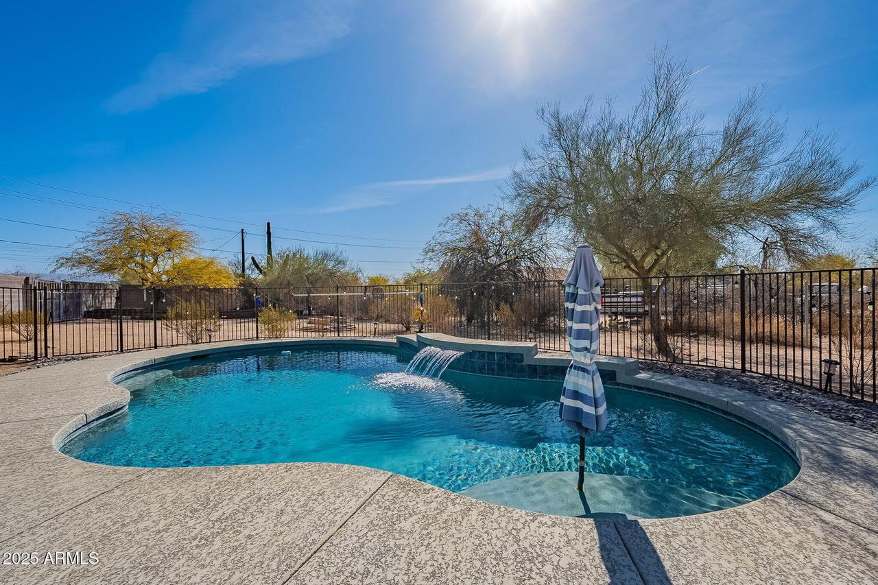 532 N 102nd Pl., Mesa, AZ 85207