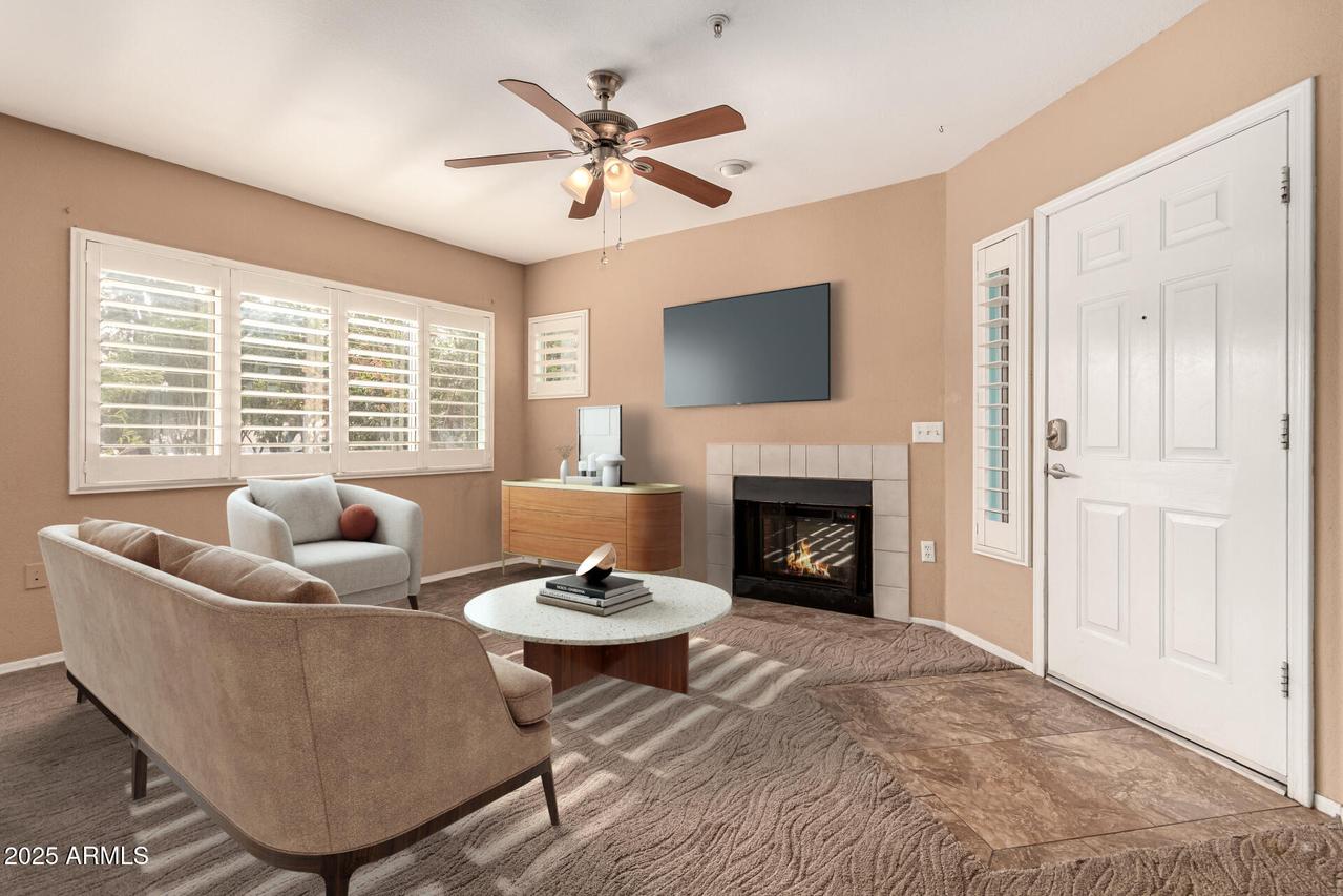 1295 N Ash St. #125, Gilbert, AZ 85233