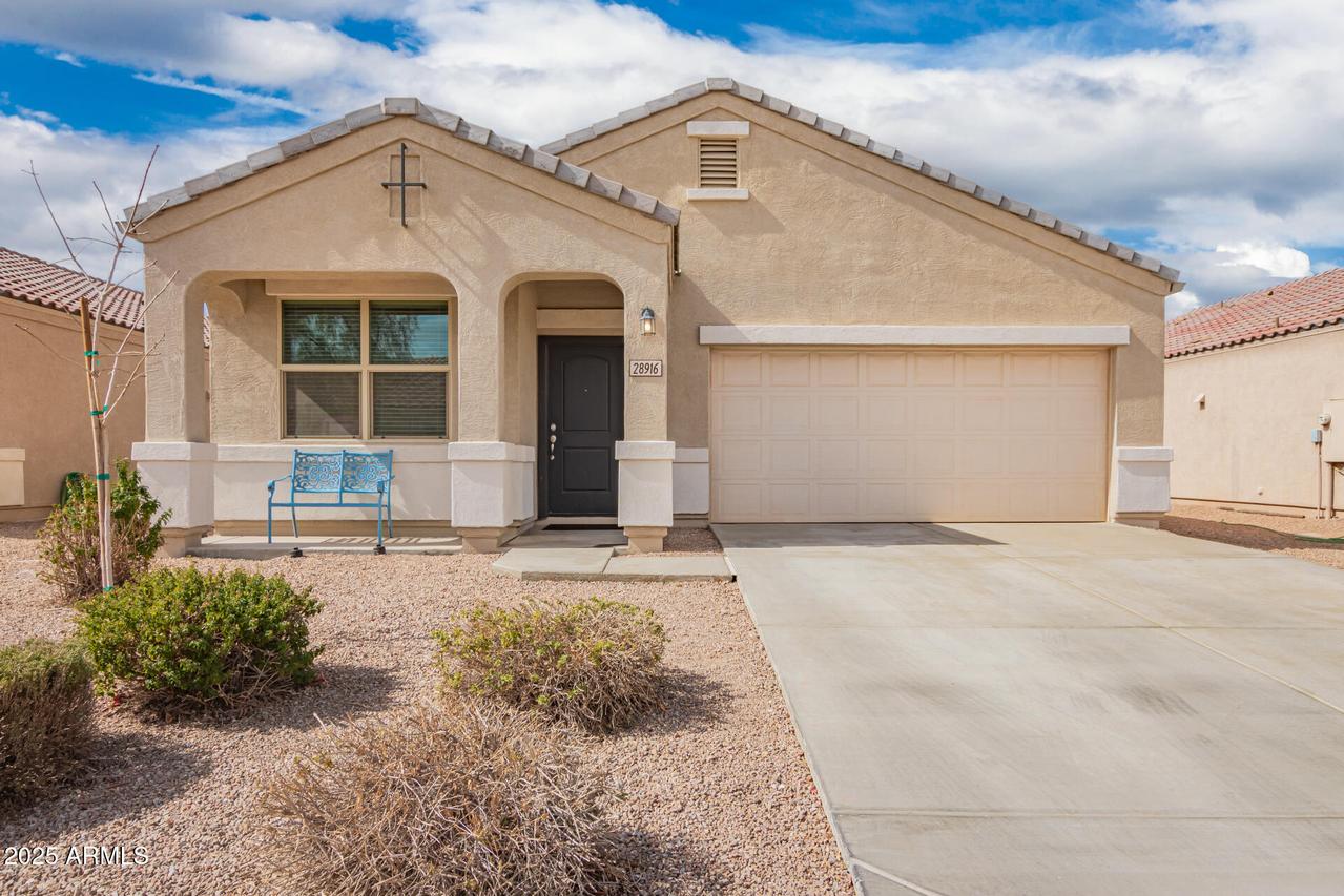 28916 N Selenite Ln., San Tan Valley, AZ 85143