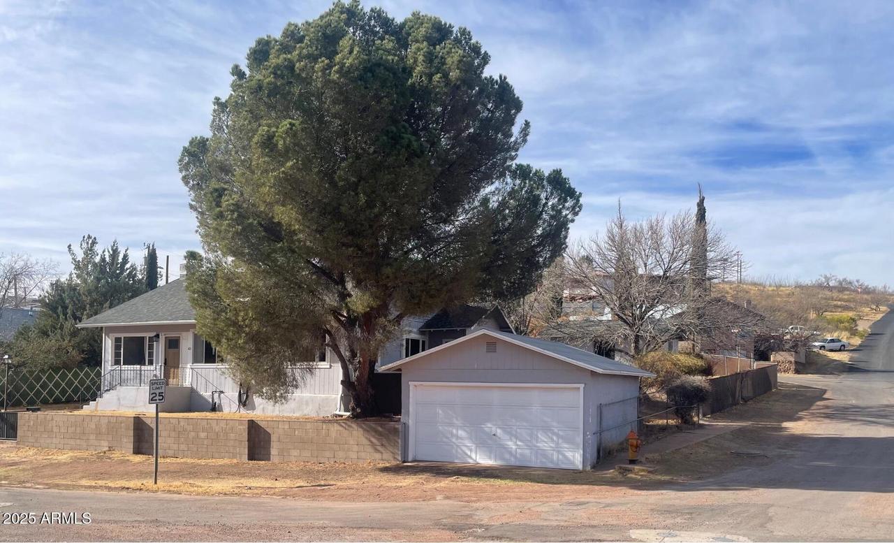 421 Black Knob View View, Bisbee, AZ 85603