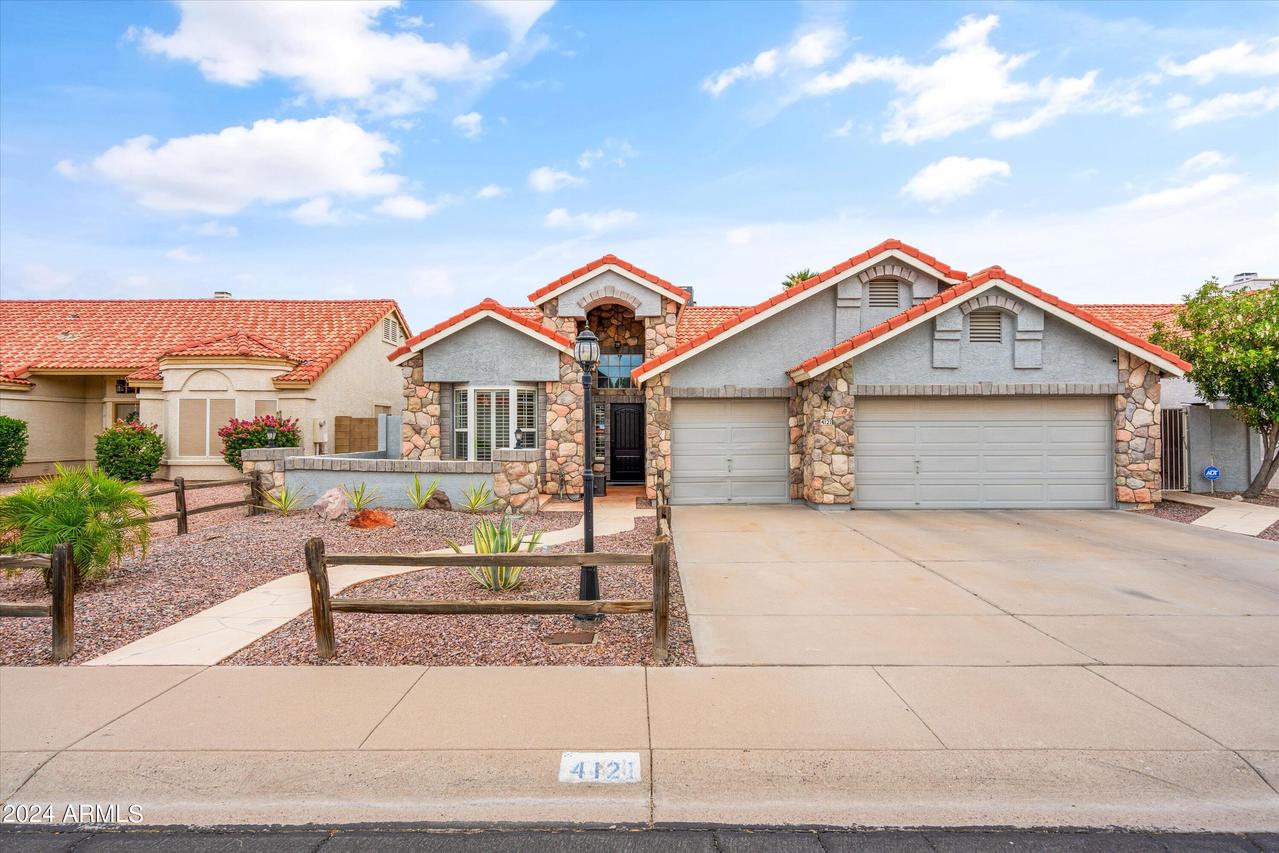 4121 E Ashurst Dr., Phoenix, AZ 85048