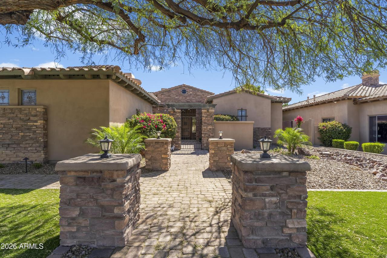 9869 E Davenport Dr., Scottsdale, AZ 85260