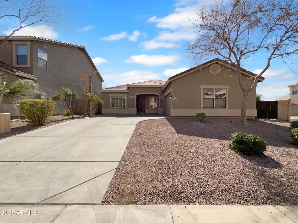 1321 E Pedro Rd., Phoenix, AZ 85042