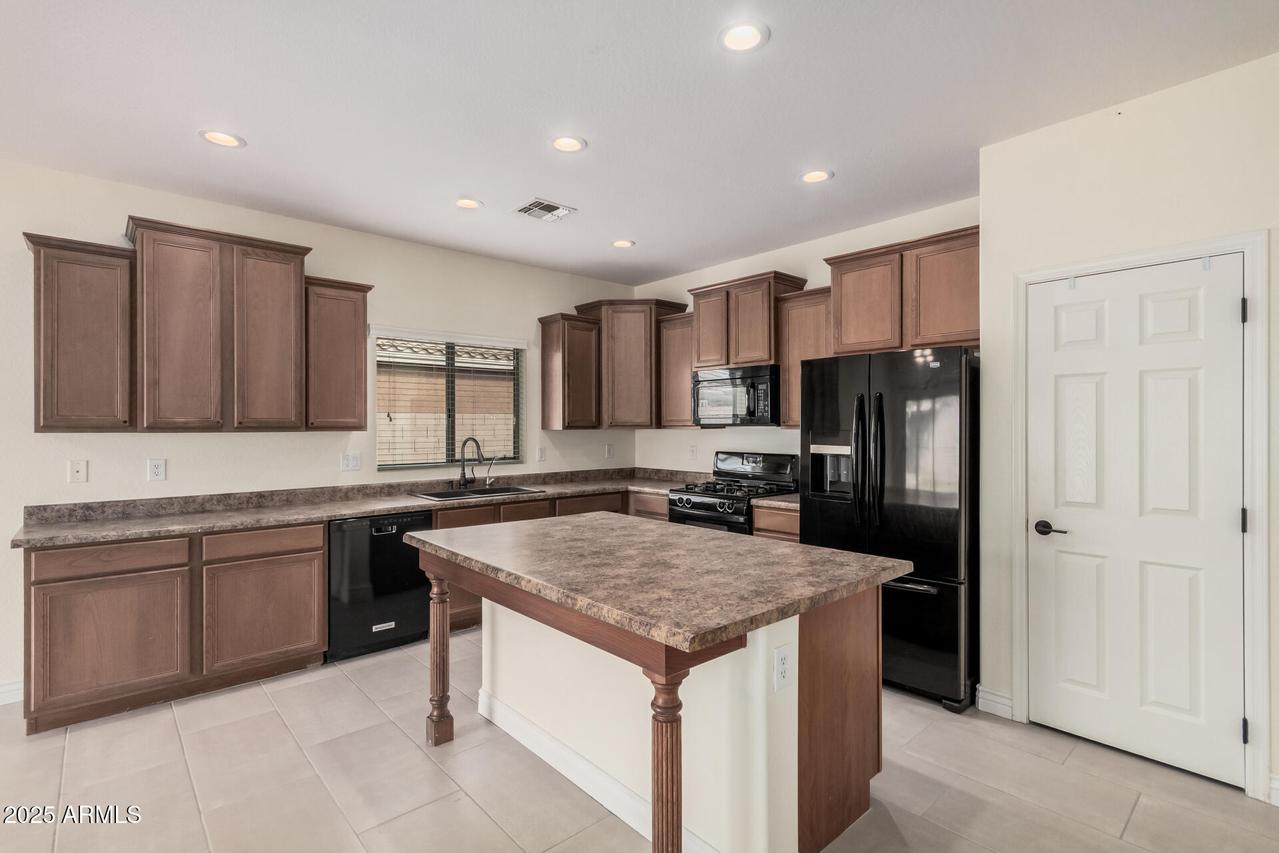 5108 N 191st Dr., Litchfield Park, AZ 85340