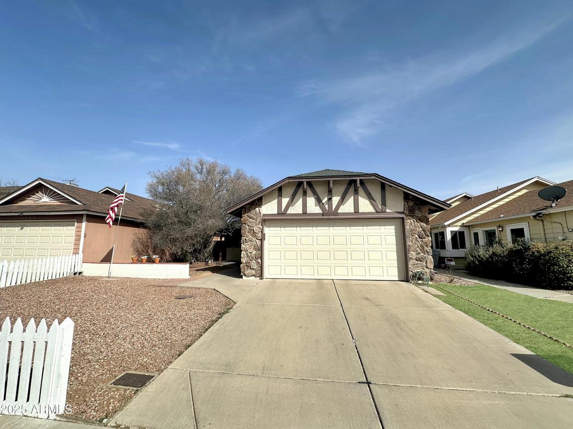 10623 N 63rd Dr., Glendale, AZ 85304