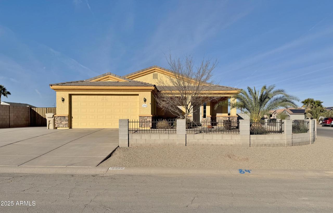 15950 S Hilo Cir., Arizona City, AZ 85123
