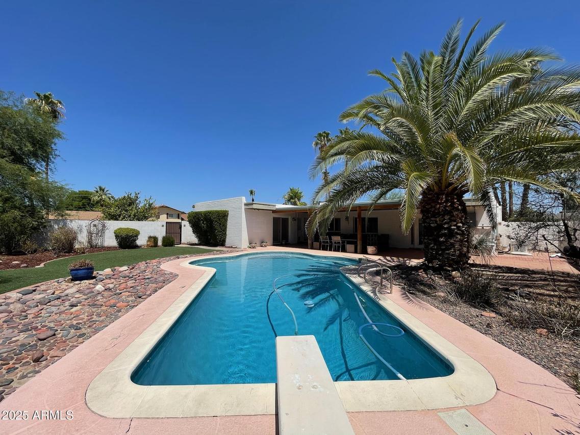 1407 E Laguna Dr., Tempe, AZ 85282