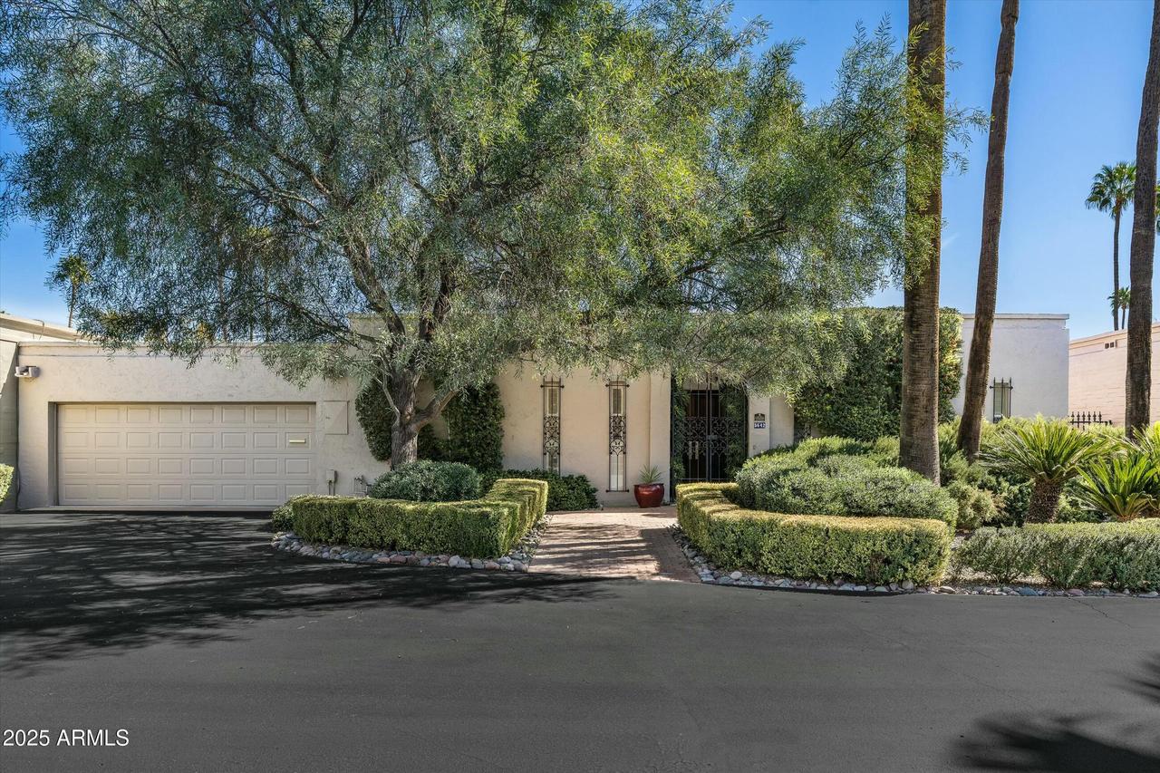 5642 N Scottsdale Rd., Paradise Valley, AZ 85253