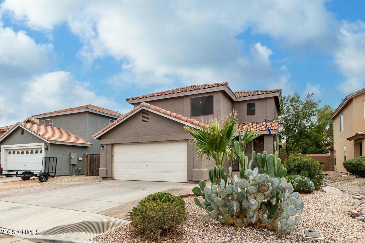 1135 E Desert Holly Dr., San Tan Valley, AZ 85143