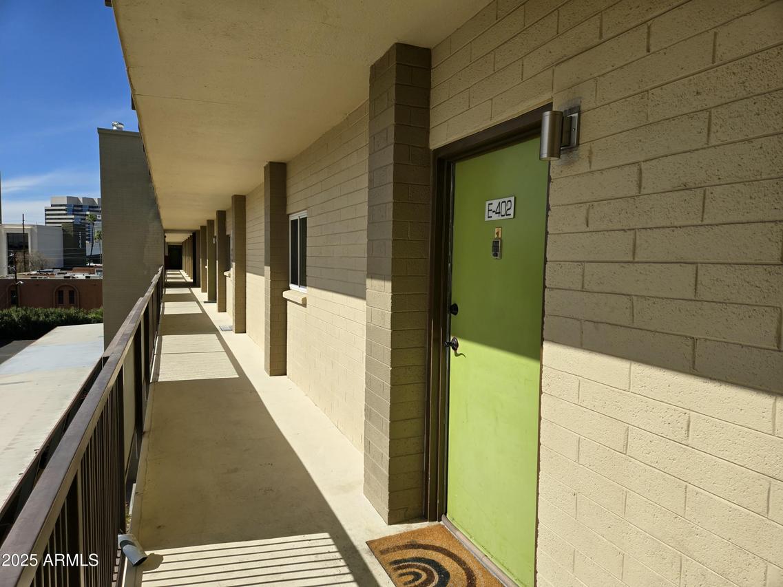 349 E Thomas Rd. #E402, Phoenix, AZ 85012
