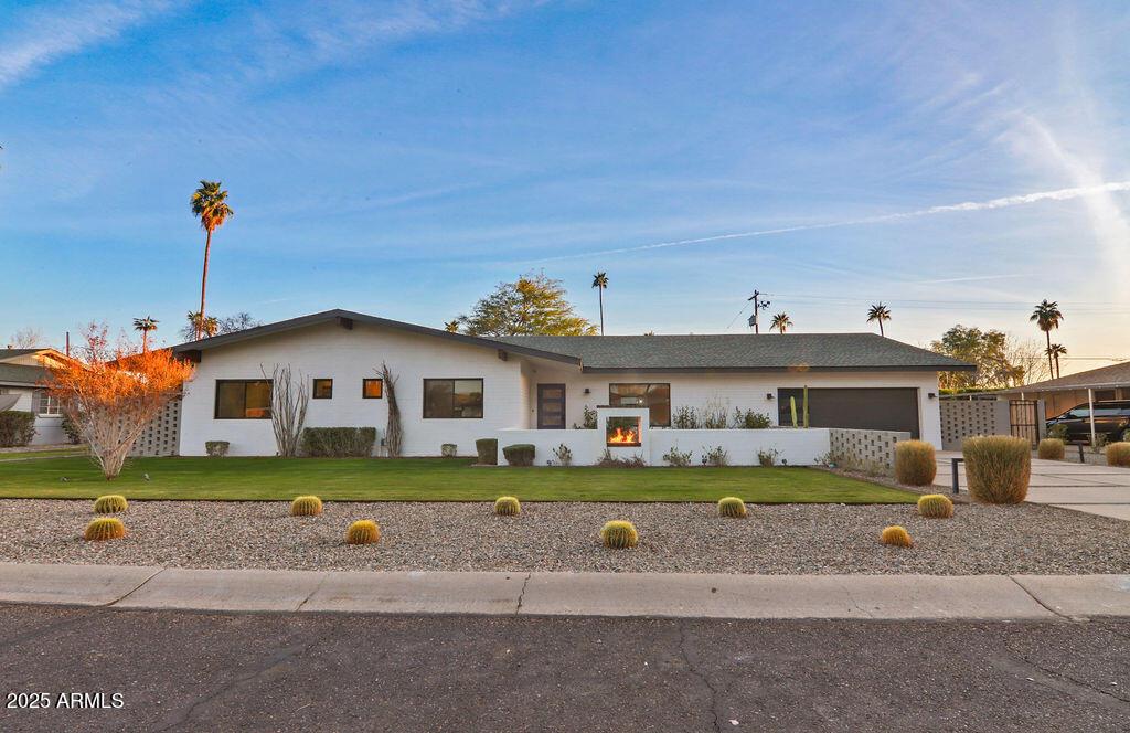 521 W Stella Ln., Phoenix, AZ 85013