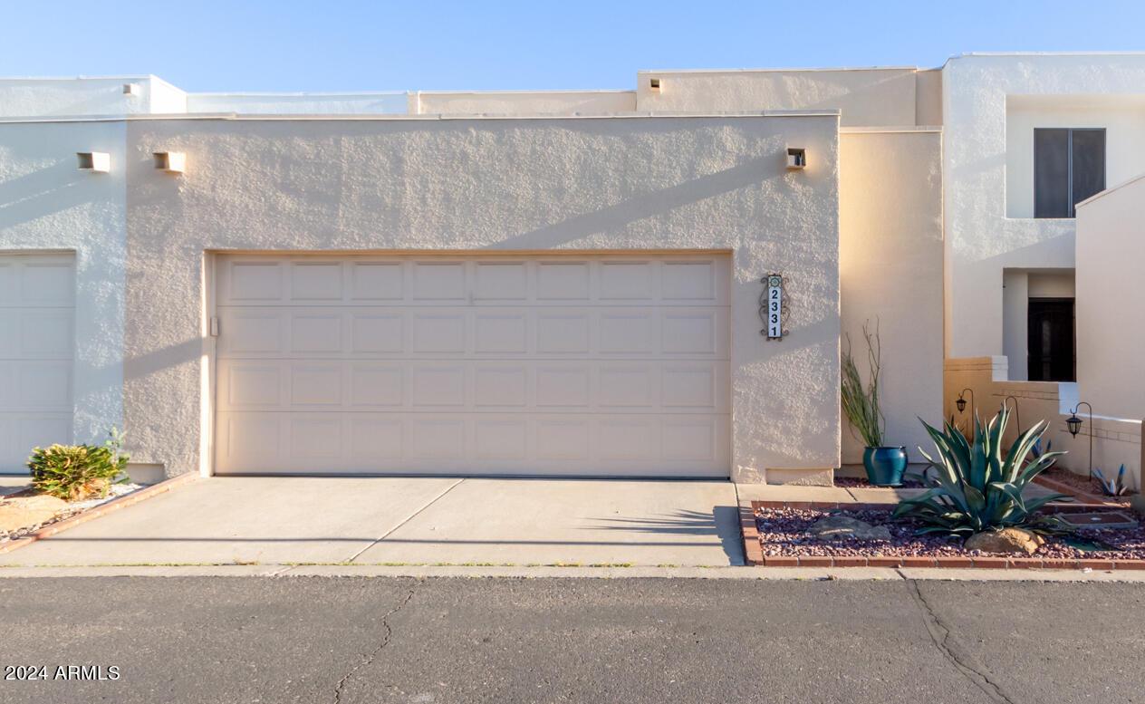 2331 E Evans Dr., Phoenix, AZ 85022