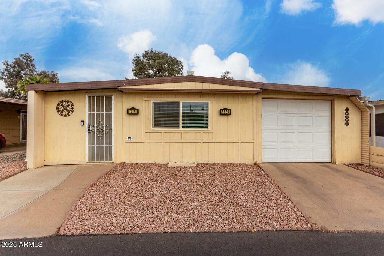 6830 W Mckinley St., Phoenix, AZ 85043
