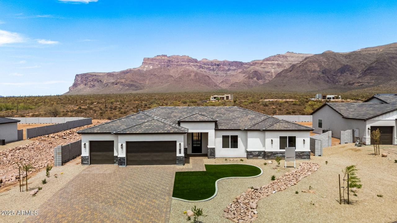 9278 E Cloudview Ave., Gold Canyon, AZ 85118