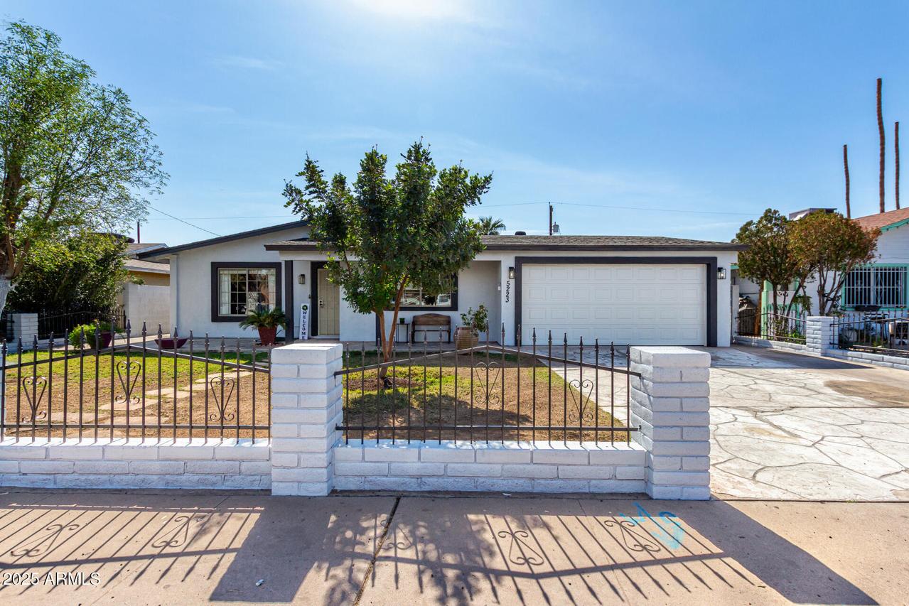 5223 W Lewis Ave., Phoenix, AZ 85035