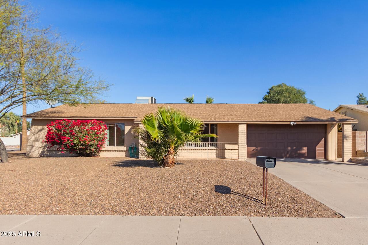 3238 E Cholla St., Phoenix, AZ 85028