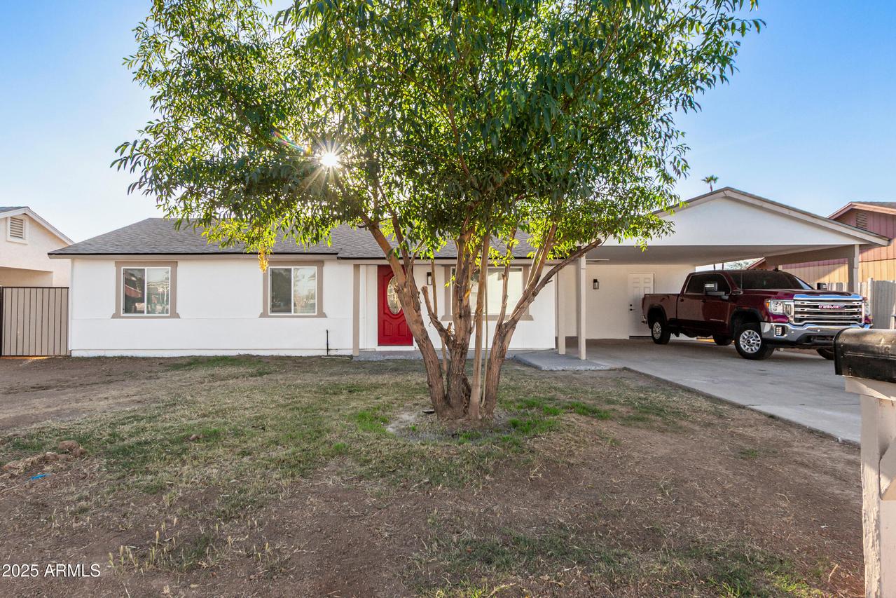 2016 N 61st Ave., Phoenix, AZ 85035