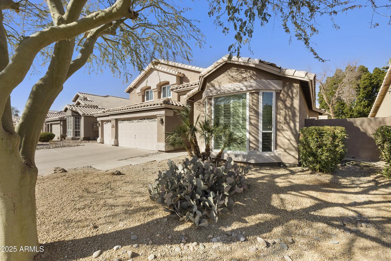 2744 E Brookwood Ct., Phoenix, AZ 85048