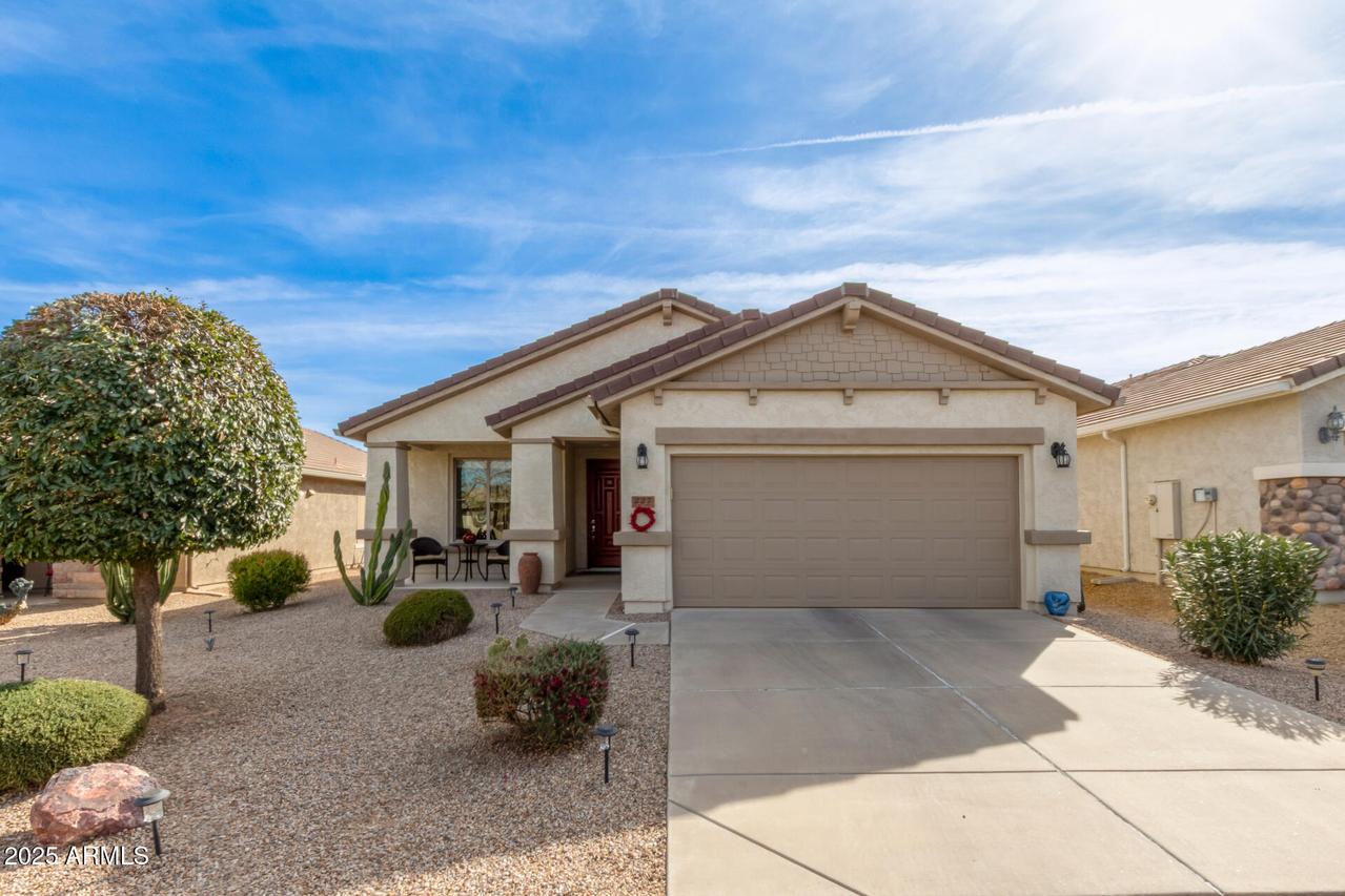 227 W Lantern Way, San Tan Valley, AZ 85143