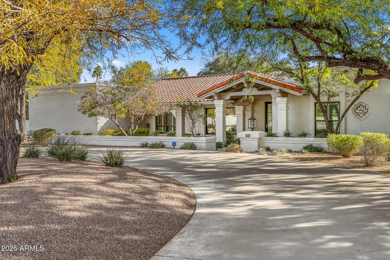 9901 N 51st Pl., Paradise Valley, AZ 85253
