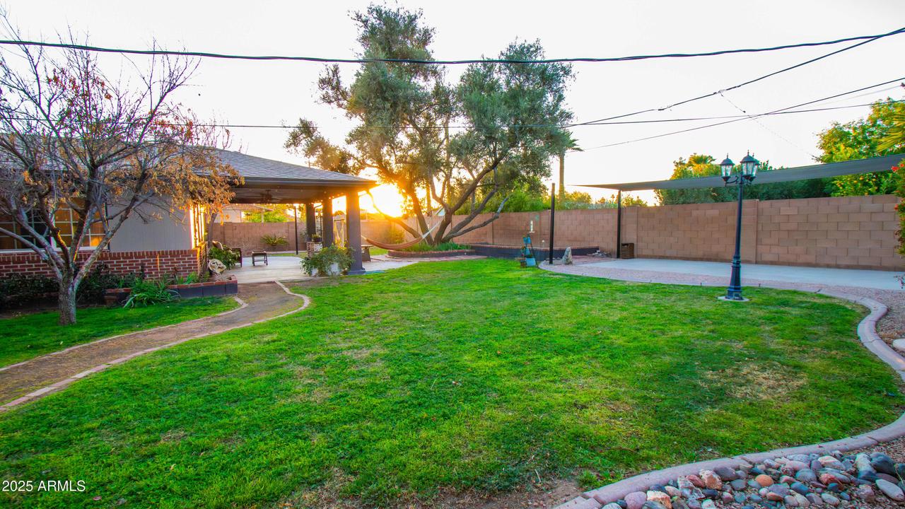 824 W Luke Ave., Phoenix, AZ 85013