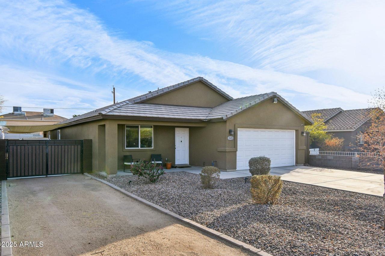 2631 E Jones Ave., Phoenix, AZ 85040