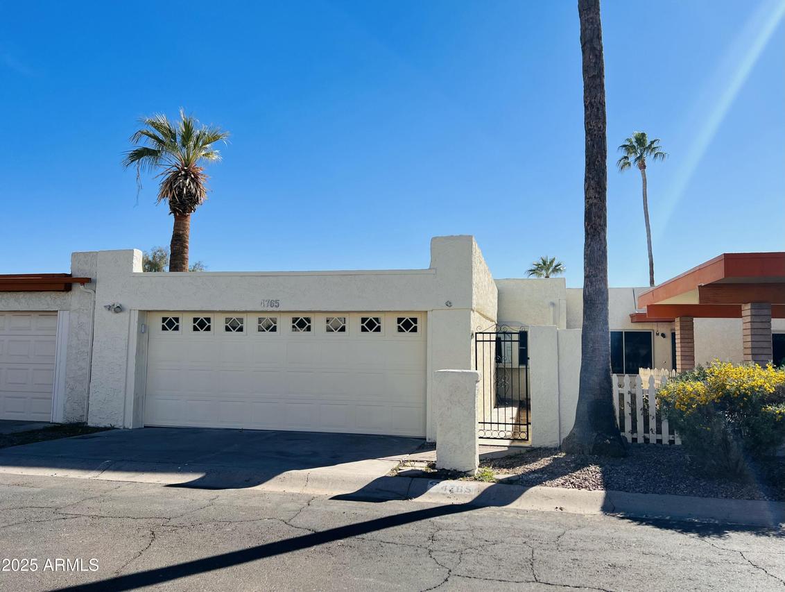 4765 W Mediterranean Dr., Glendale, AZ 85301