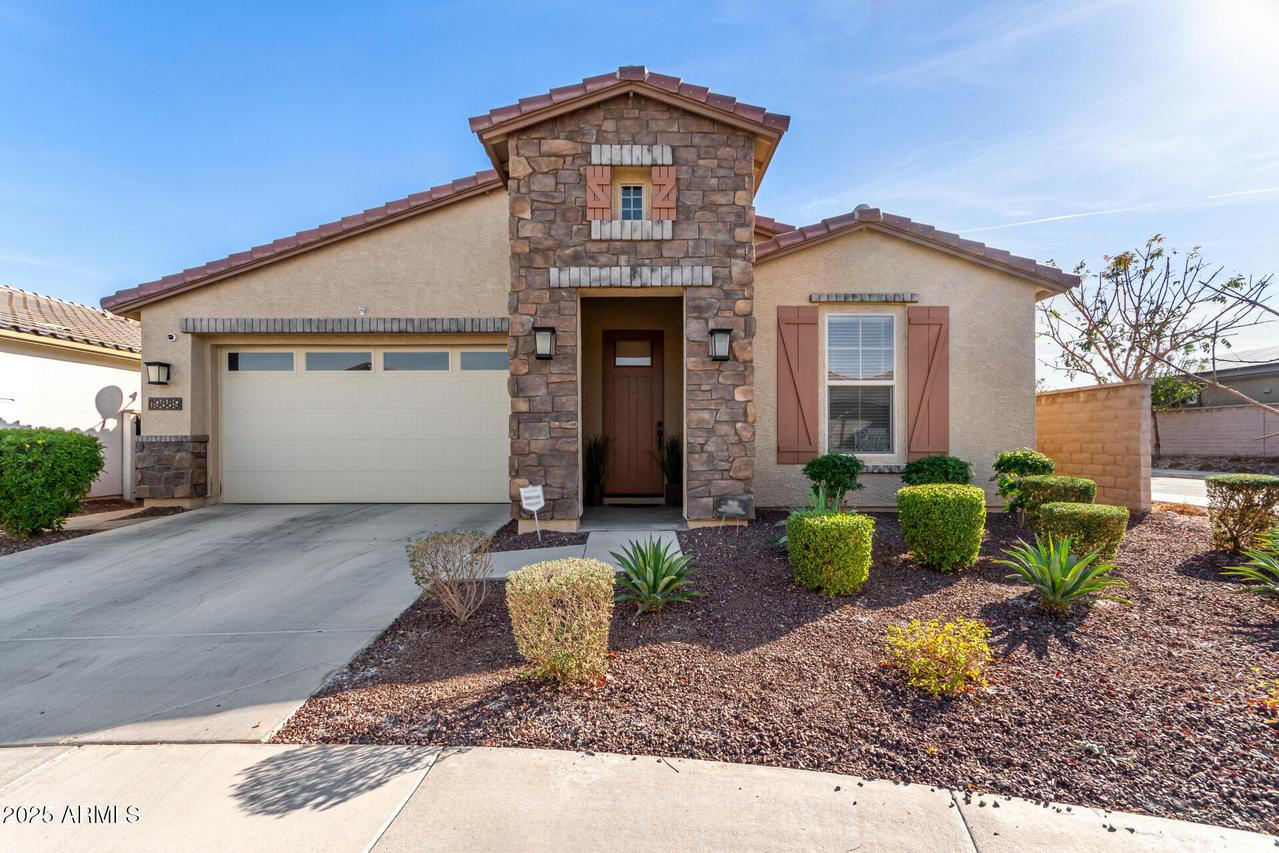 19889 W Montecito Ave., Litchfield Park, AZ 85340
