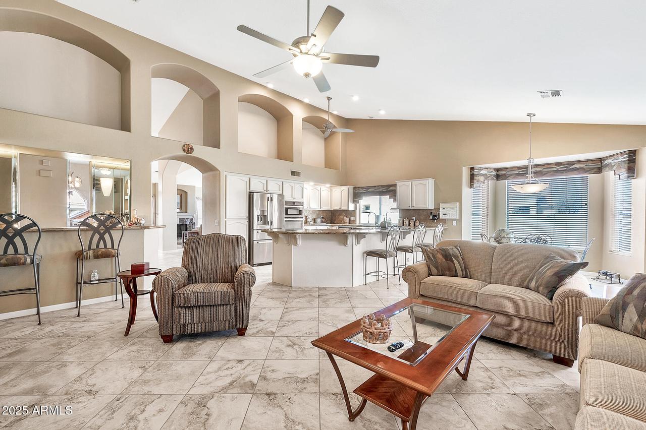 25043 S Hollygreen Dr., Sun Lakes, AZ 85248