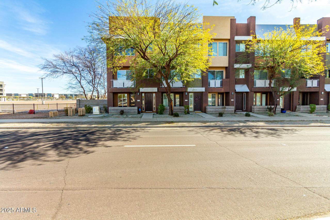 6745 N 93rd Ave. #1166, Glendale, AZ 85305