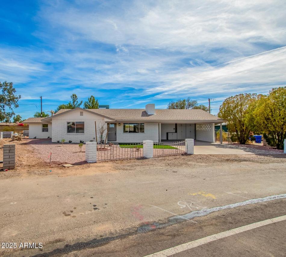 6655 E Rustic Dr., Mesa, AZ 85215
