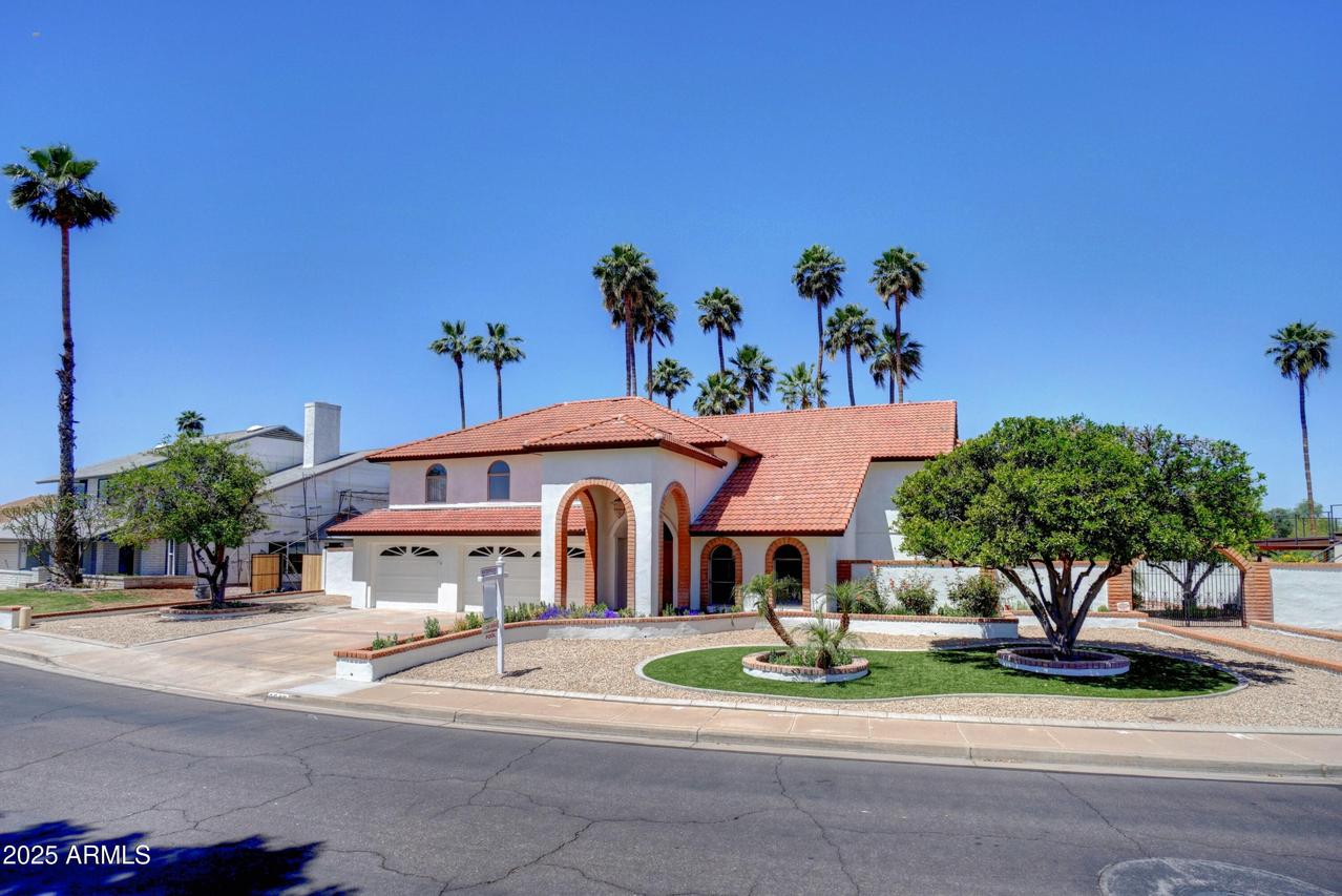 2542 S Playa, Mesa, AZ 85202