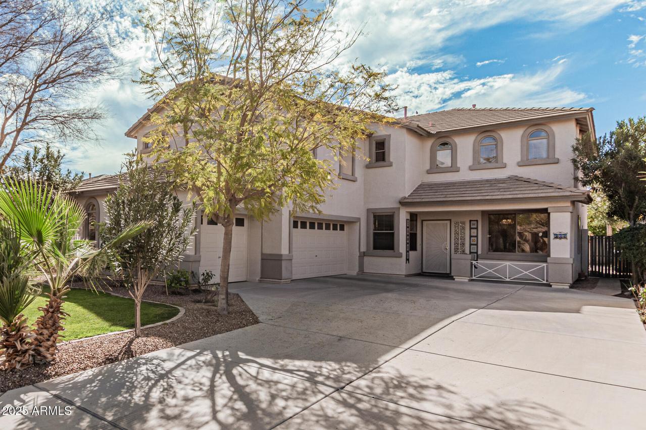 337 E Clairidge Dr., San Tan Valley, AZ 85143