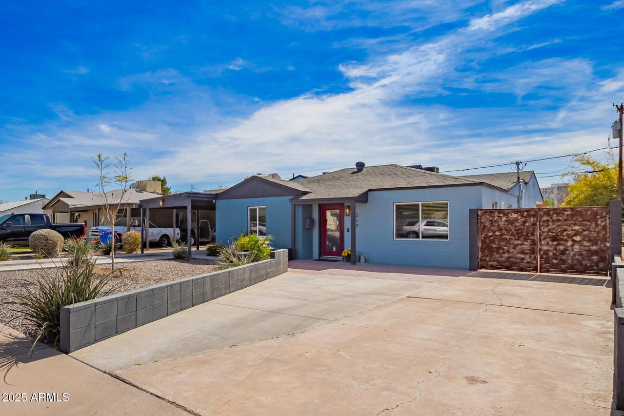 217 W Montecito Ave., Phoenix, AZ 85013