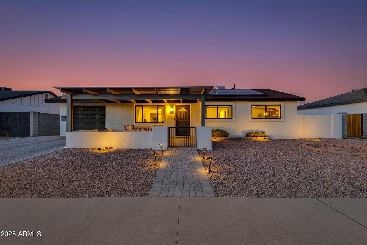 3350 W Charter Oak Rd., Phoenix, AZ 85029