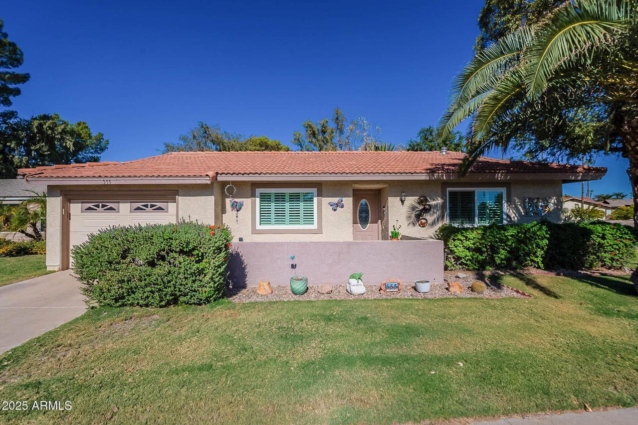 555 Leisure World, Mesa, AZ 85206