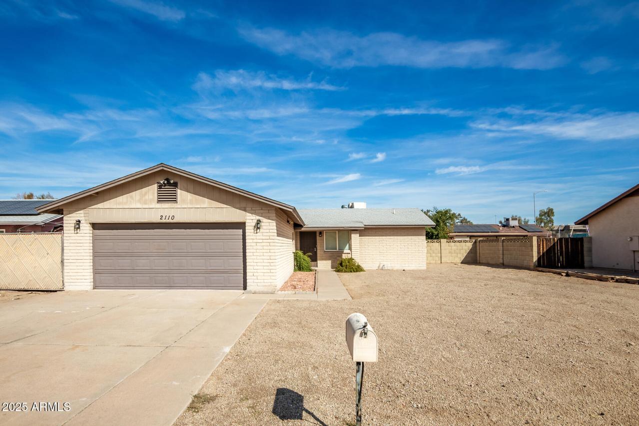 2110 W Behrend Dr., Phoenix, AZ 85027