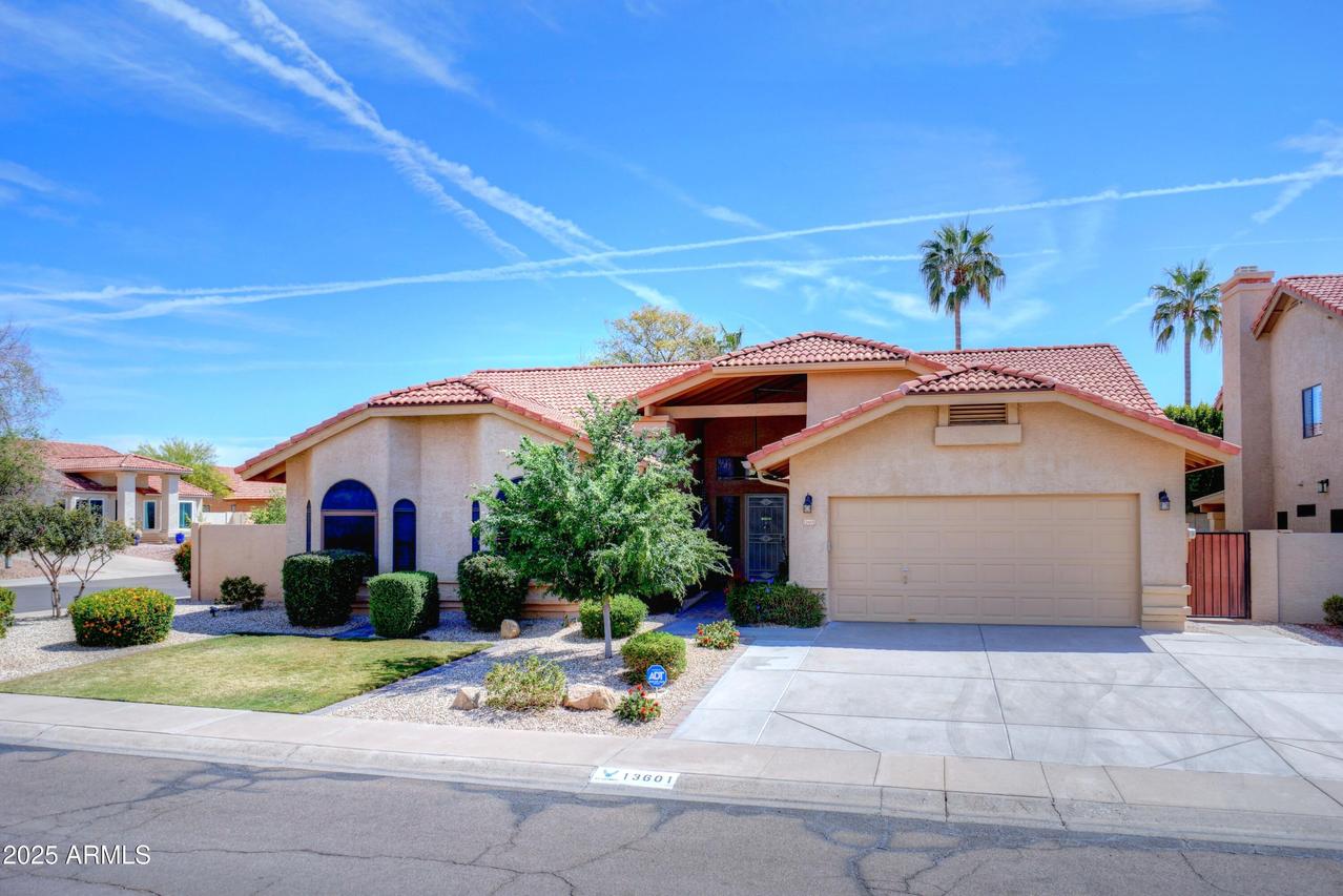 13601 S 37th St., Phoenix, AZ 85044