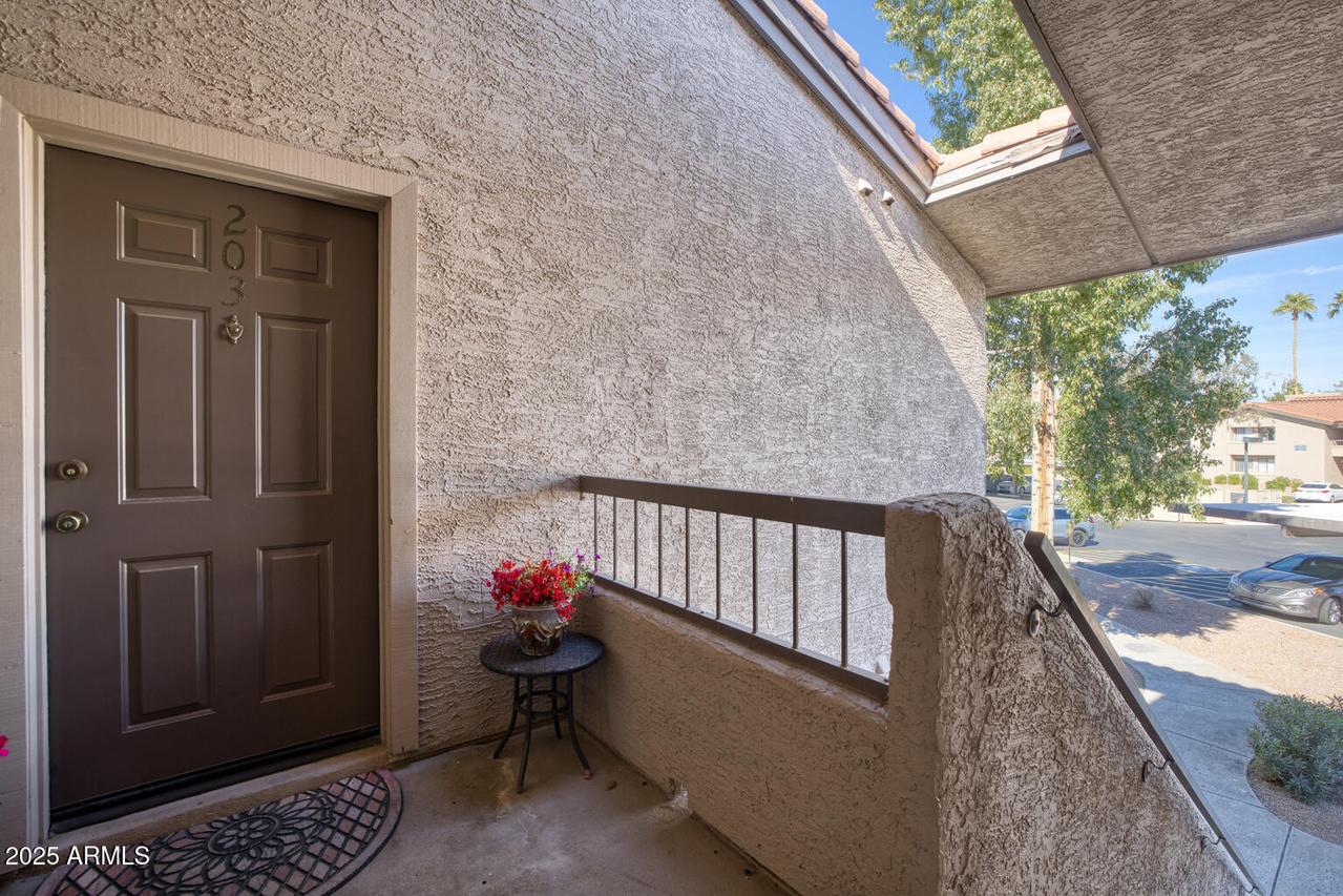 9460 E Mission Ln. #203, Scottsdale, AZ 85258