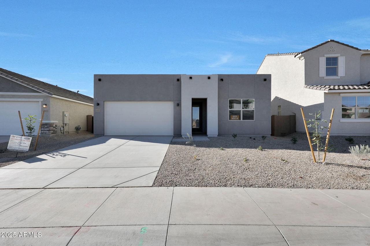 4093 W Eli Dr., San Tan Valley, AZ 85144