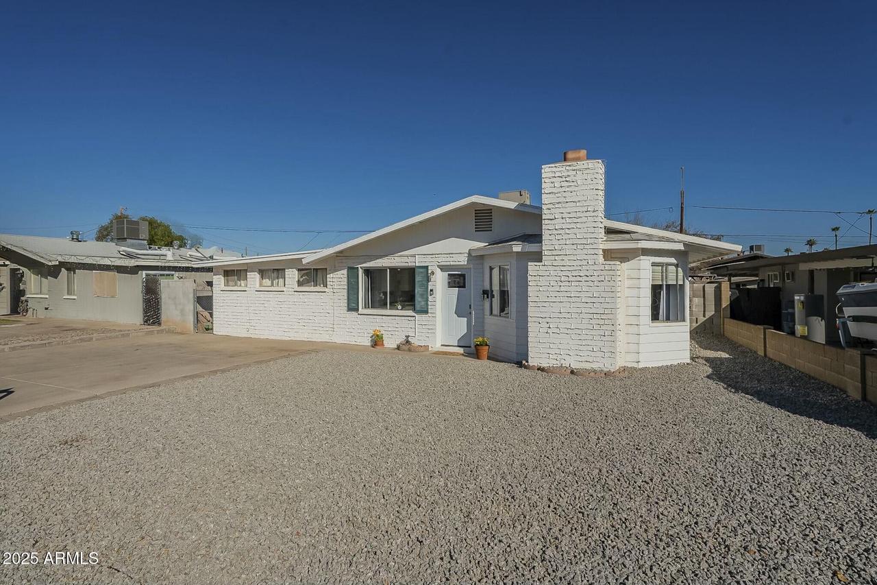 2338 W Lupine Ave., Phoenix, AZ 85029