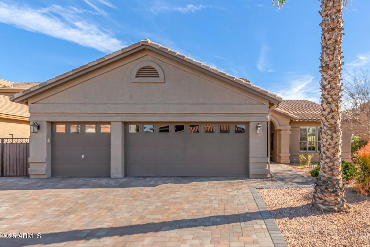 24413 S Lakeway Cir., Sun Lakes, AZ 85248