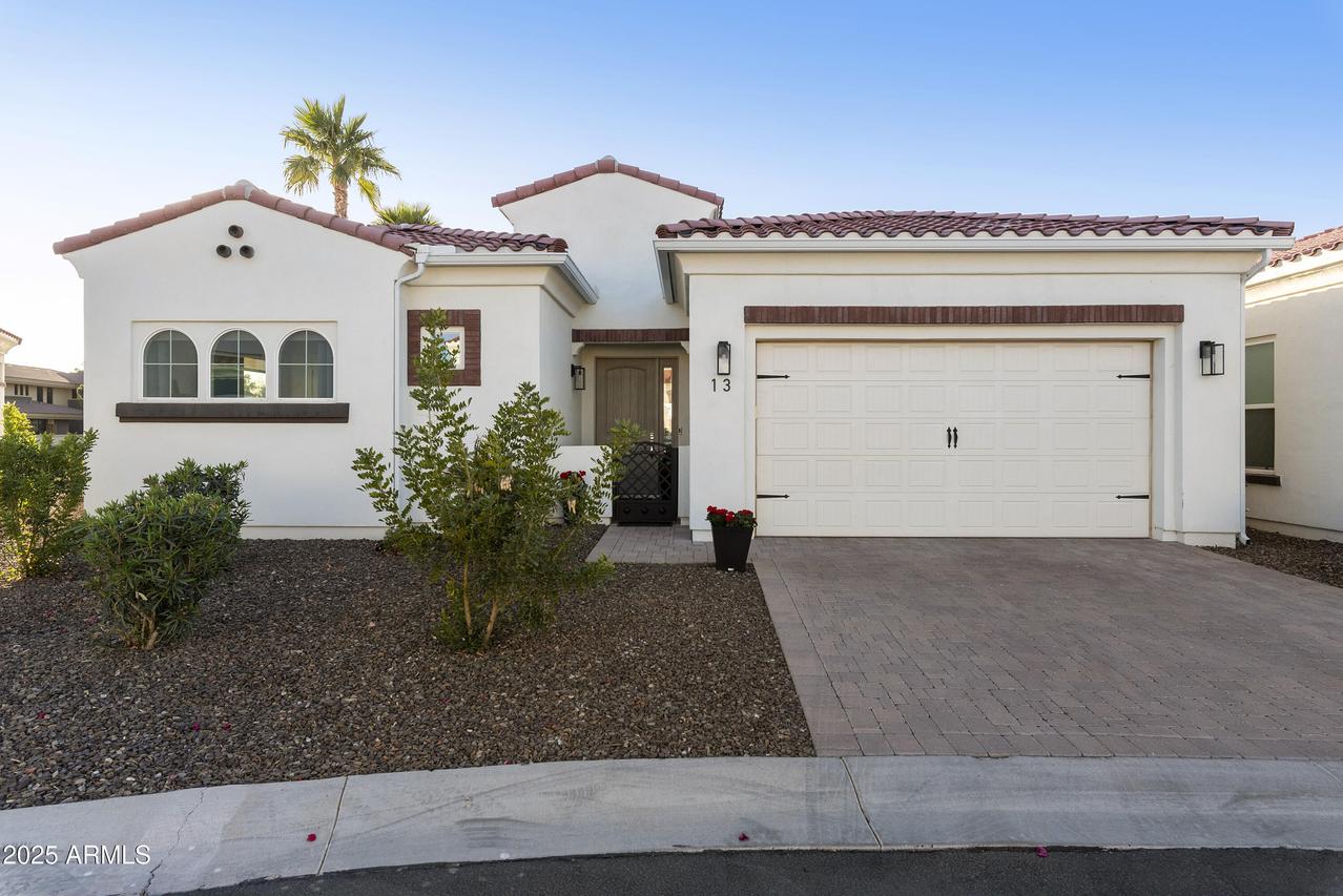 2777 W Queen Creek Rd. #13, Chandler, AZ 85248