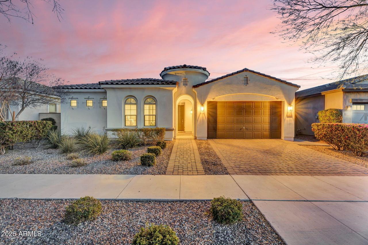 10719 E Simone Ave., Mesa, AZ 85212