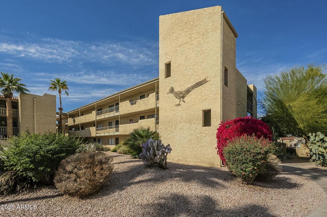 4950 N Miller Rd. #243, Scottsdale, AZ 85251