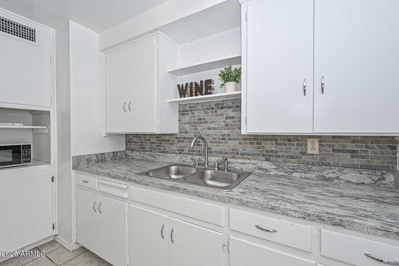 11223 W Missouri Ave., Youngtown, AZ 85363