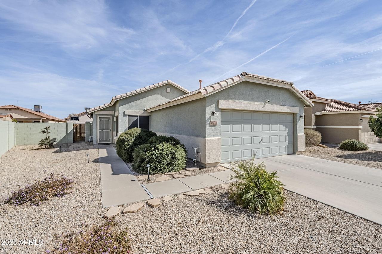 39935 N Passaro Dr., San Tan Valley, AZ 85140