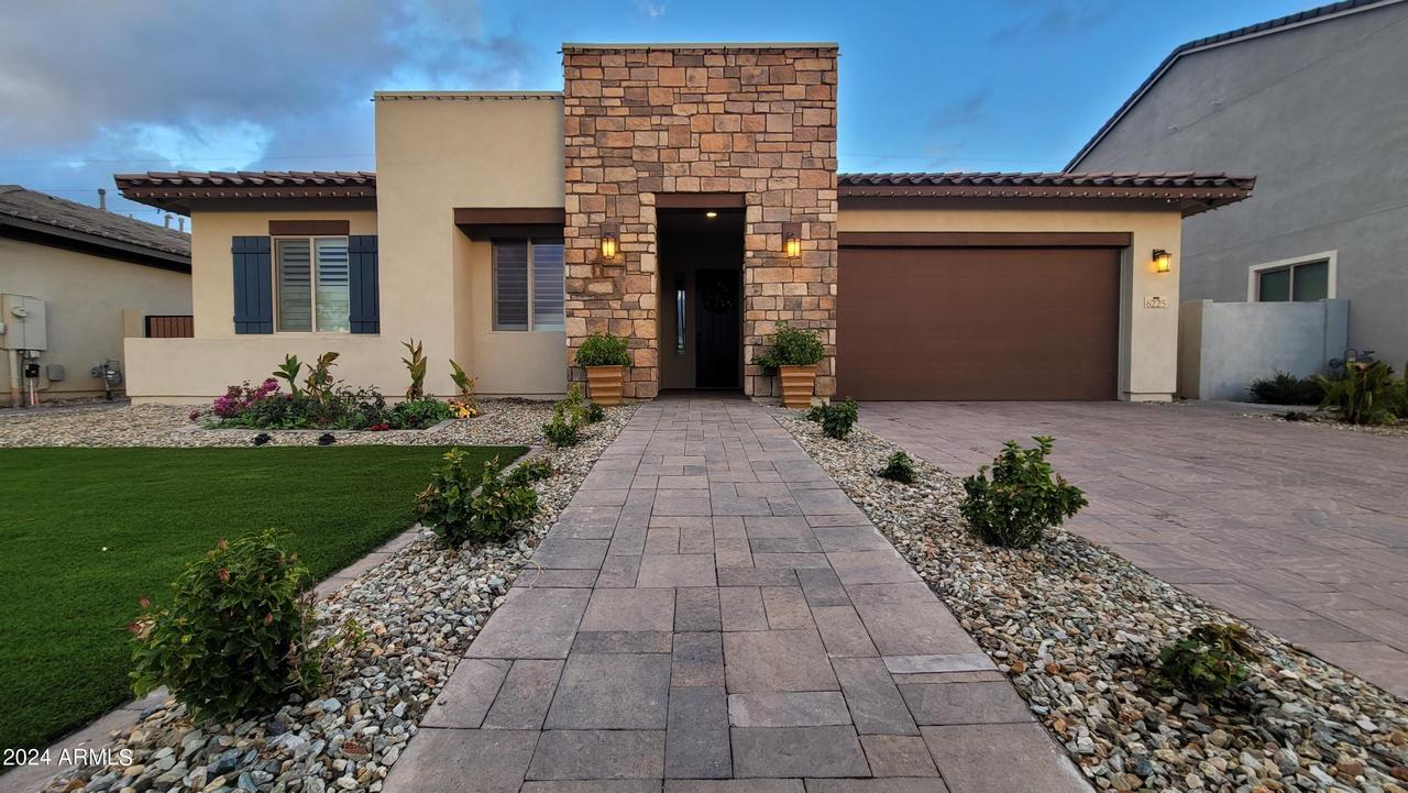 6225 S Boulder St., Gilbert, AZ 85298