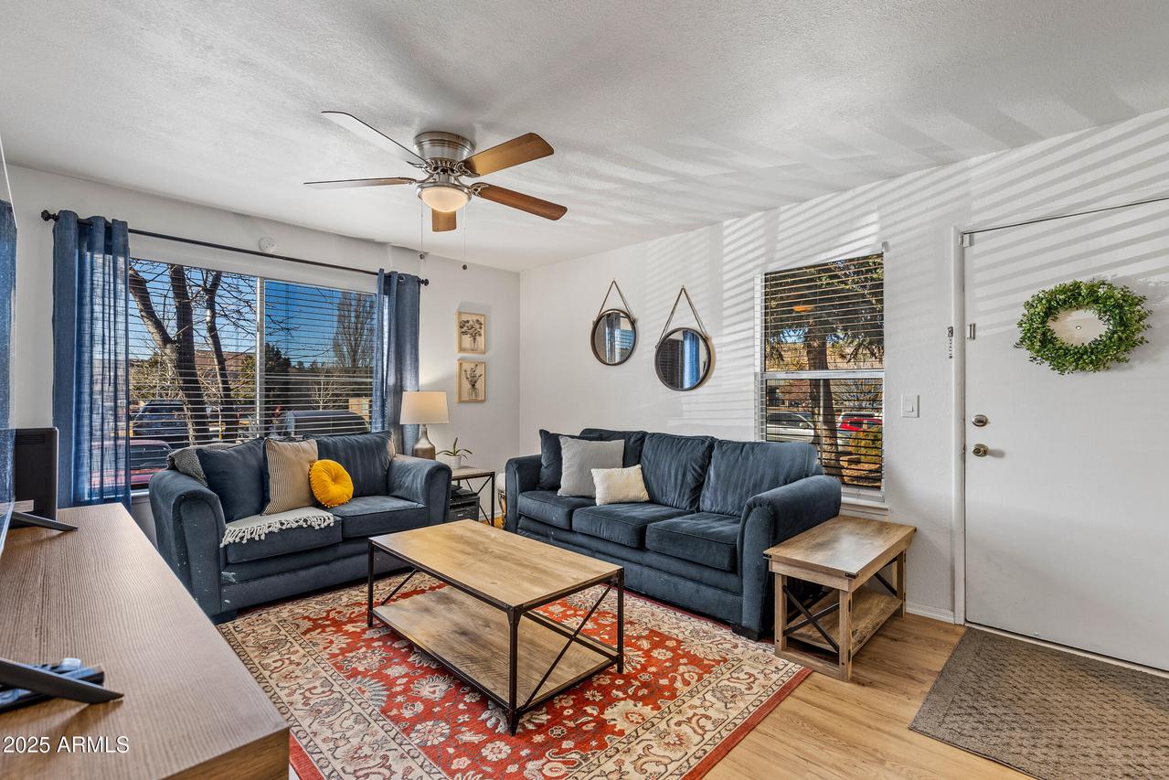 1200 S Riordan Ranch St. #11, Flagstaff, AZ 86001